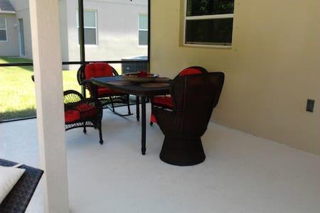 Modern 4 Bedroom House With Swimming Pool เคลียร์วอเตอร์ ภายนอก รูปภาพ